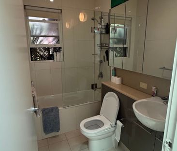 North Sydney - Photo 2