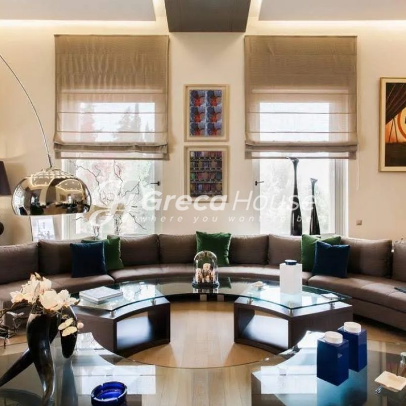 Πολυτελής Βίλα στο Μαρούσι – Εξαιρετική Κατοικία σε Οικόπεδο 5.500 τ.μ. με Ιδιωτική Πισίνα και Κήπο - Photo 1