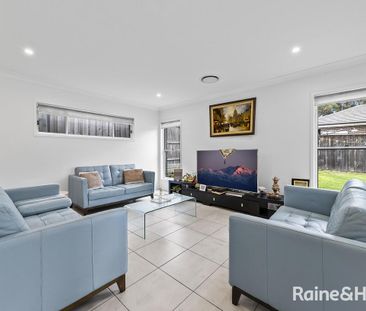 Family Home Offering Comfort, Convenience & Space - Photo 1