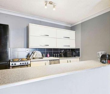 Manor Court, Newton Road, Torquay, TQ2 - Photo 2