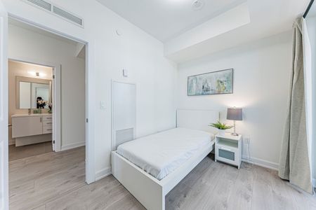 For Lease - 3200 william coltson Avenue Unit# 524, Oakville, Ontario - Photo 4