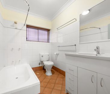 1/19 Ampthill Street, Highgate Hill QLD 4101 - Apartment For Rent |... - Photo 6