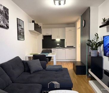 STADTNAH WOHNEN, ENTSPANNT LEBEN: 2-Zimmer-Wohnung mit überdachtem ... - Photo 2