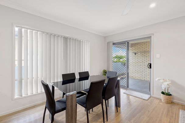 8 Amiable Place, McDowall QLD 4053 - House For Rent | Domain - Photo 1