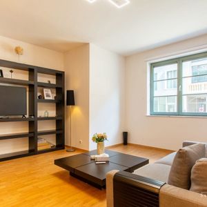 Appartement te huur in Elsene voor € 1.200 met 1 slaapkamer - Photo 3