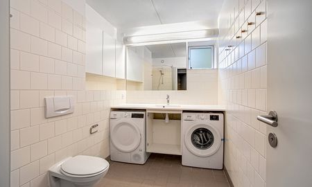 Stor og rummelig 4-vær. stuelejlighed ved Furesø med privat terrasse. Stort depotrum i kælderen og 2 badeværelser! - Photo 5