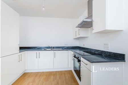 1 bedroom flat to rent - Photo 4