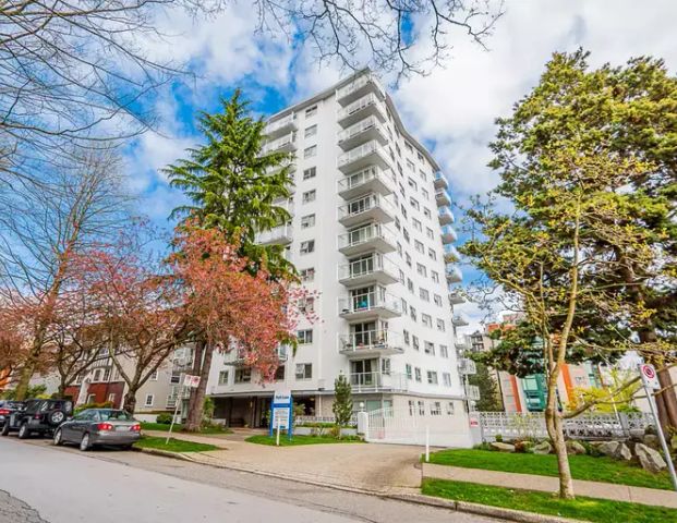 Renovated South facing 1 Bedroom Apartment west of Denman available April 2025 | 1825 Haro Street, Vancouver - Photo 1