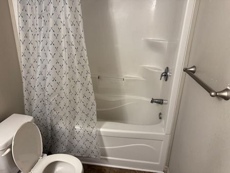 For Lease - 67 Kingsbury Square Unit# #106, Guelph, Ontario - Photo 4