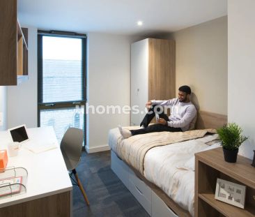 Superior Single Ensuite - Photo 3