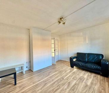 Castleton Road, Ruislip, HA4 - Photo 2