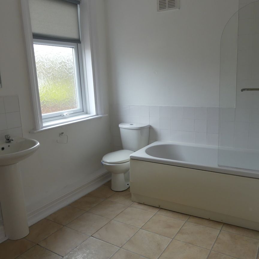 Watson Road Flat 2 - Photo 1