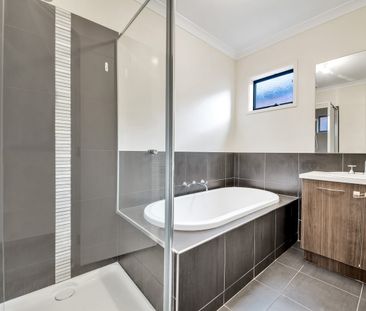 Prime Location in Craigieburn! - Photo 1
