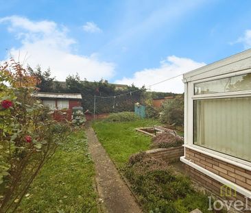 2 bedroom bungalow to rent - Photo 3