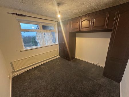 Pen Yr Yrfa, Morriston, Swansea, SA6 6BA - Photo 4