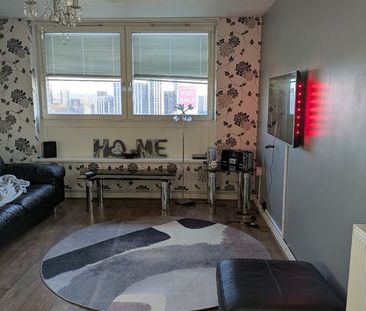 2 Bed Flat, Mersea House, IG11 - Photo 2