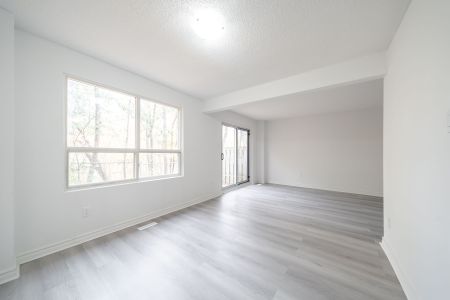 For Lease - 1237 White Oaks N/A, Oakville, Ontario - Photo 3