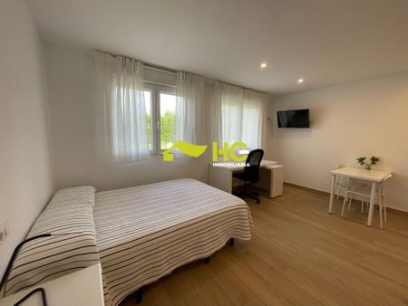 Alquiler Estudio en Urbanización - El Bosque, Villaviciosa De Odón - Photo 3