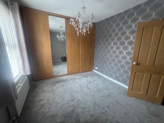 Priory Road, Southampton - Photo 1