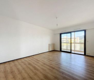 Location Appartement 3 pièces 85m² AJACCIO 20090 - Photo 3