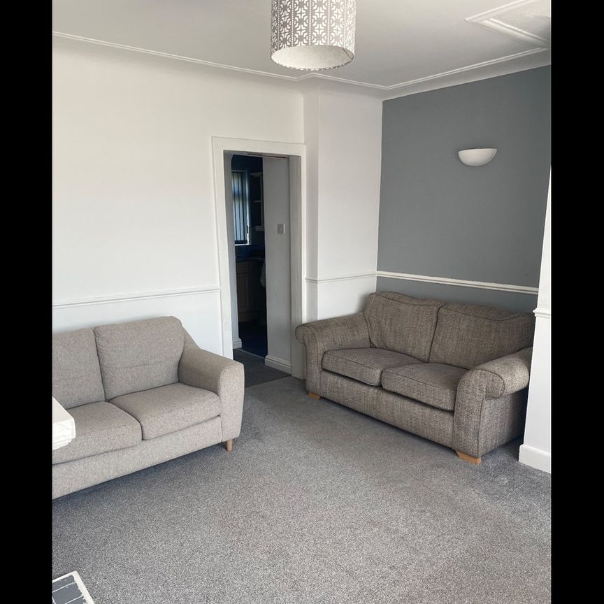 3 Bed Semi-Detached House, Brian Place, LS15 - Photo 1