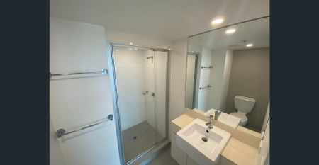 Mantra Residences @ Southport Central - 10th Floor Southport CBD - Photo 5