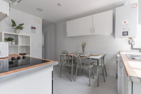 Cozy room in Bailén, La Latina - Photo 4