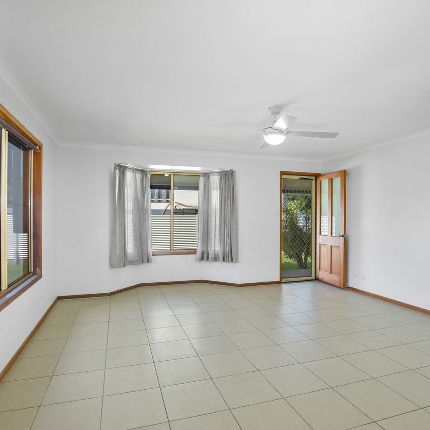 18 Godfreys Ave, Bli Bli, QLD 4560 - Photo 1