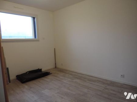 Location Maison a Saint-Bihy (4 Chambres) - Photo 2