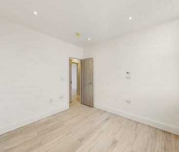 Bushey Grove Road, Bushey, London, WD23 - Photo 6