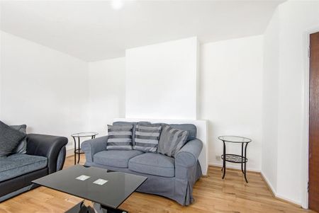 3 bedroom apartment to rent - Photo 3