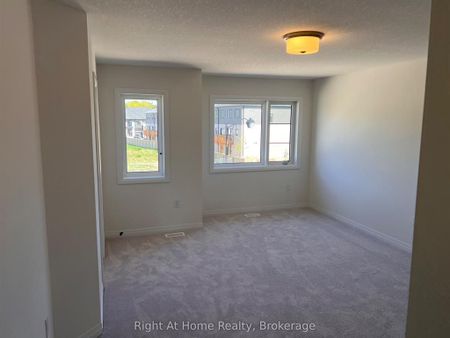 For Lease - 660 Colborne Street Unit# #68, Brantford, Ontario - Photo 2