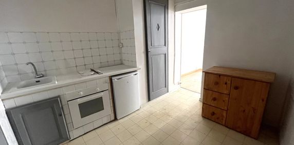 Location Appartement 1 pièce 46m² AIX EN PROVENCE 13100 - Photo 2