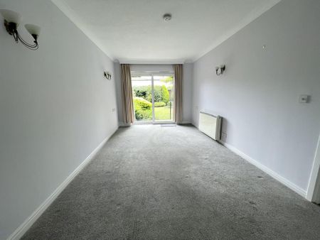 1 bedroom ground floor flat to rent - Photo 5