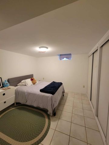 For Lease - 112 Trafalgar Square Unit# Lower, Vaughan, Ontario - Photo 4