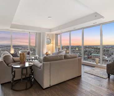 Spectacular Penthouse W/ Breathtaking Views In The Heart Of The West End. - Photo 5