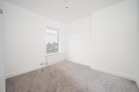 93 Wheatfield Crescent, Belfast, BT14 7HT - Photo 3