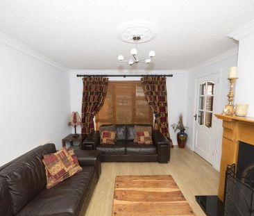2 Springwell Walk, Lurgan, BT66 8SJ - Photo 3