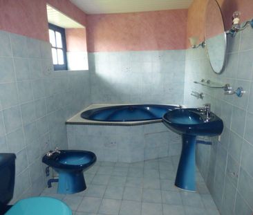 Maison d'habitation en pierre et masse sous ardoises, comprenant : ... - Photo 3