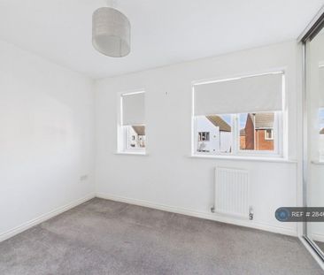 2 bedroom semi-detached house to rent - Photo 2