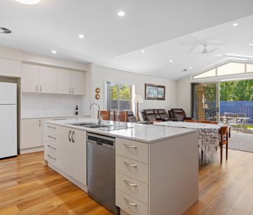 Relaxed Living In A Quiet Thurgoona Home - Photo 5