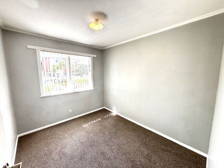 Location is key! - Photo 5