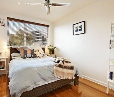 Unit 5/37 Gurner Street, - Photo 3