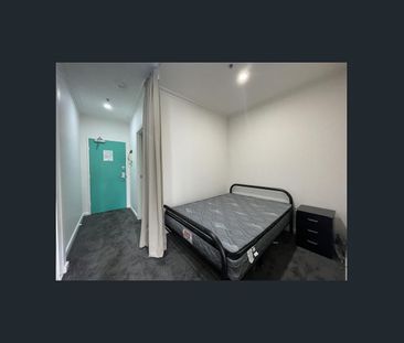 Studio apartment at the centre of Melbourne CBD - Photo 1