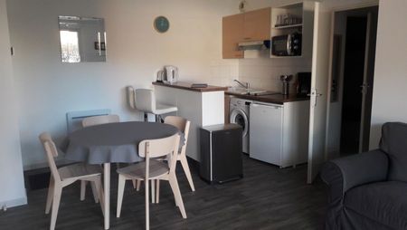 A GRUGIES TYPE 2 MEUBLE AVEC PARKING - Photo 3