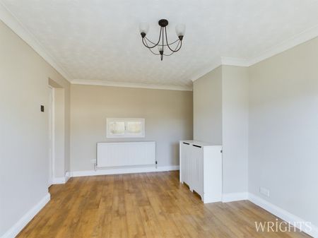 2 bedroom House - Wigram Way, Stevenage - Photo 2