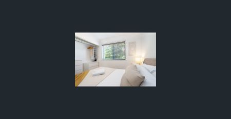 BEACHFRONT UNIT WITH PRIVATE COURTYARD - Photo 4