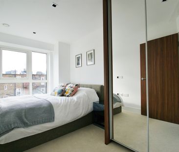 2 Bed Flat, Dickens Yard, W5 - Photo 2