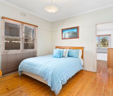 LIGHT FILLED AND SPACIOUS! - Photo 3