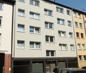 Renovierte und bezugsfertige 2-Zimmer-Wohnung in ruhiger und dennoc... - Photo 6